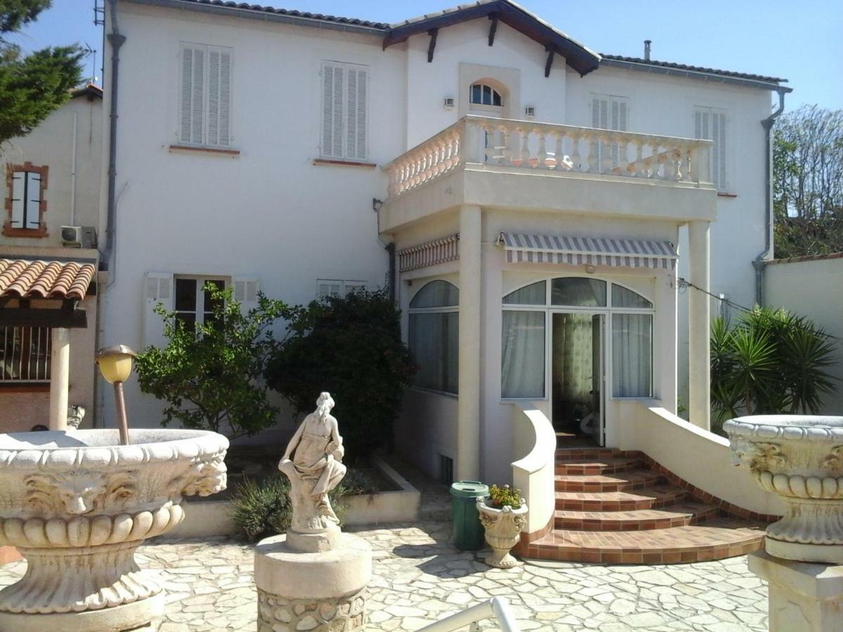 Meuble Tourisme Marselha Exterior foto